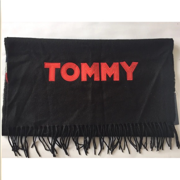 New Tommy Hilfiger Tommy Sequinned Scarf Black Red Fringed Winter - Picture 5 of 9